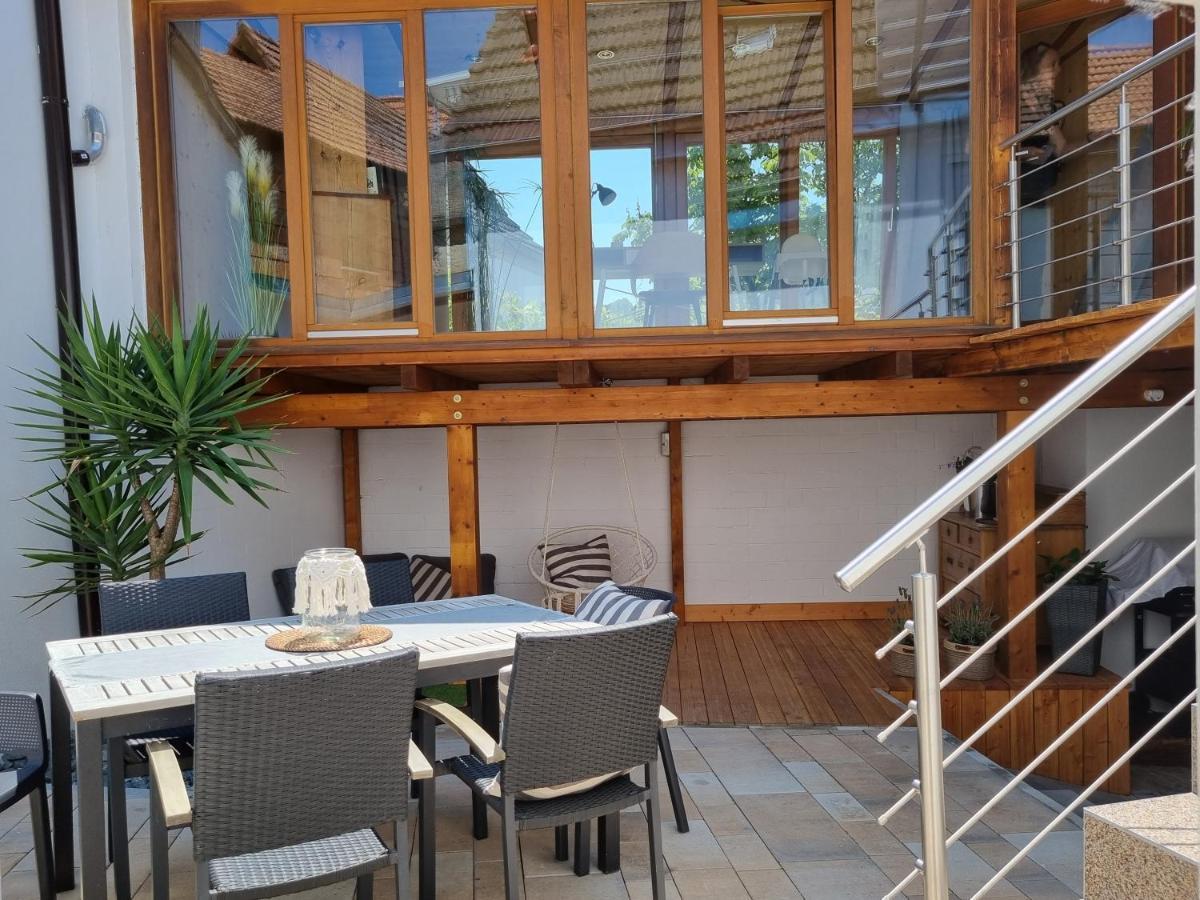 Ferienhaus Am Park Klingenmünster Екстериор снимка